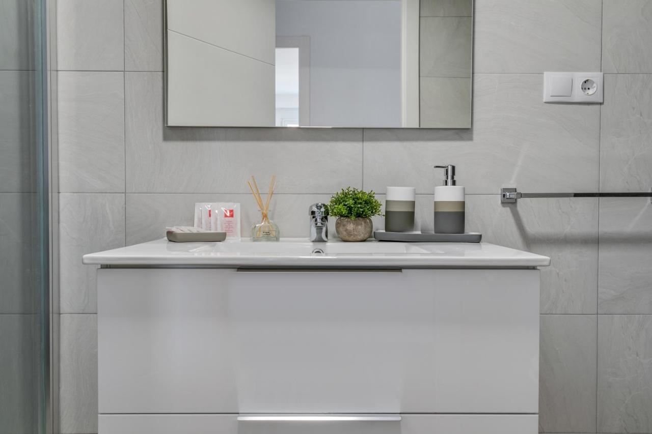 Luxury Apartment City Center Alicante Eksteriør bilde